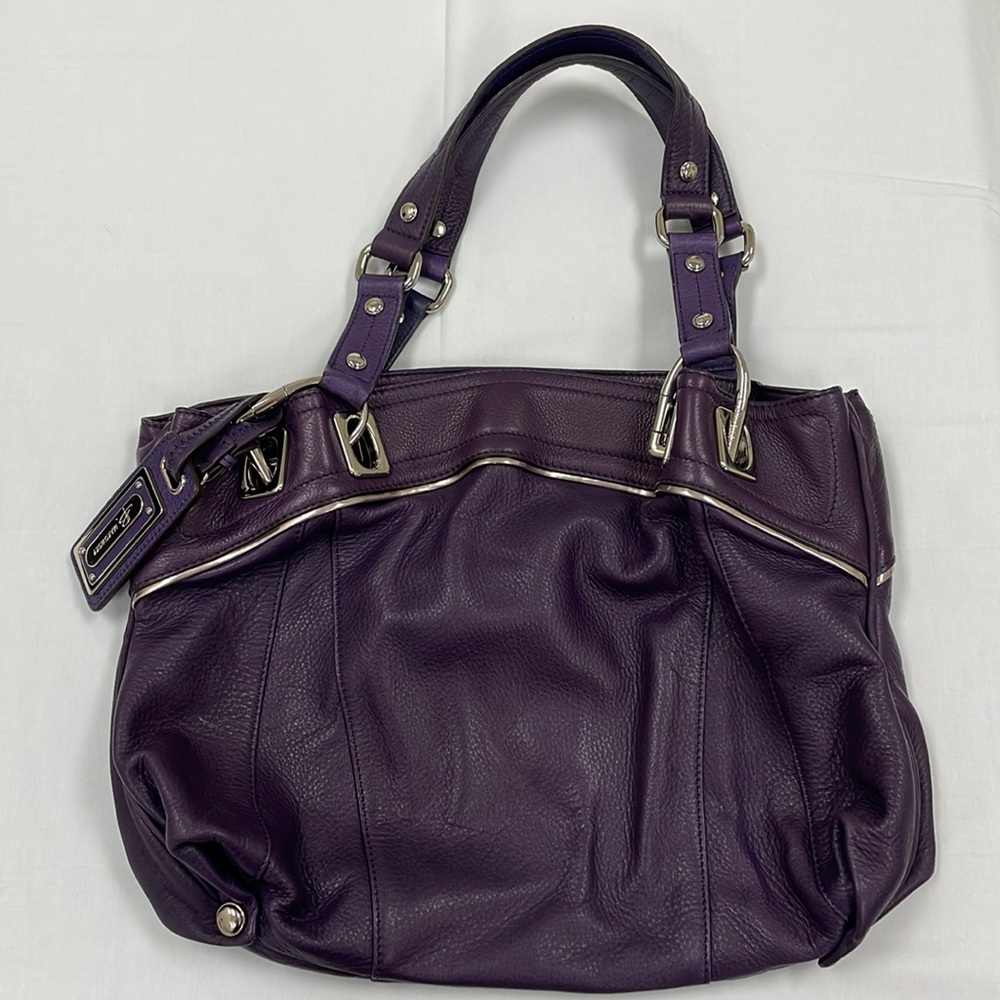 B. Makowsky purple leather purse - silver hardware